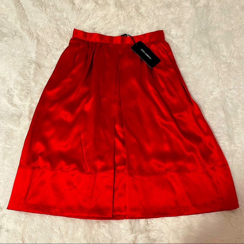 NWT Dolce & Gabbana Silk Skirt